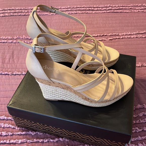 Wedge sandals - Picture 2 of 4